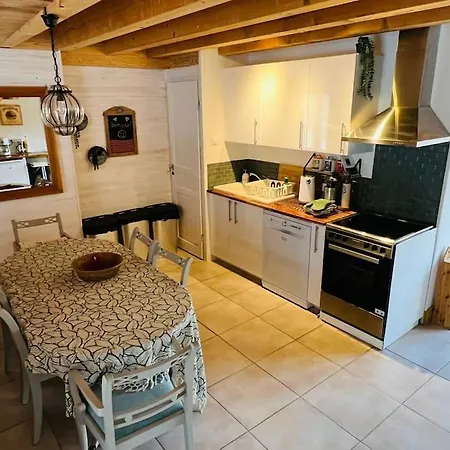 Apartmán Barn At La Vieille Grange, With Pool In The Dordogne 3 Star *