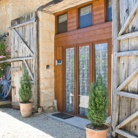 Barn At La Vieille Grange, With Pool In The Dordogne 3 Star Apartment *